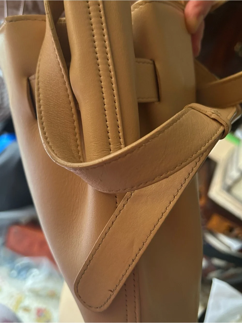 Cuyana Tan Leather Magnetic close  Hobo  shoulder/crossbody bag.